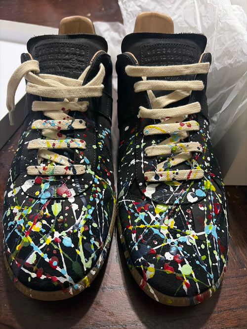 MAISON MARGIELA BLACK PAINT SPLATTER GATS