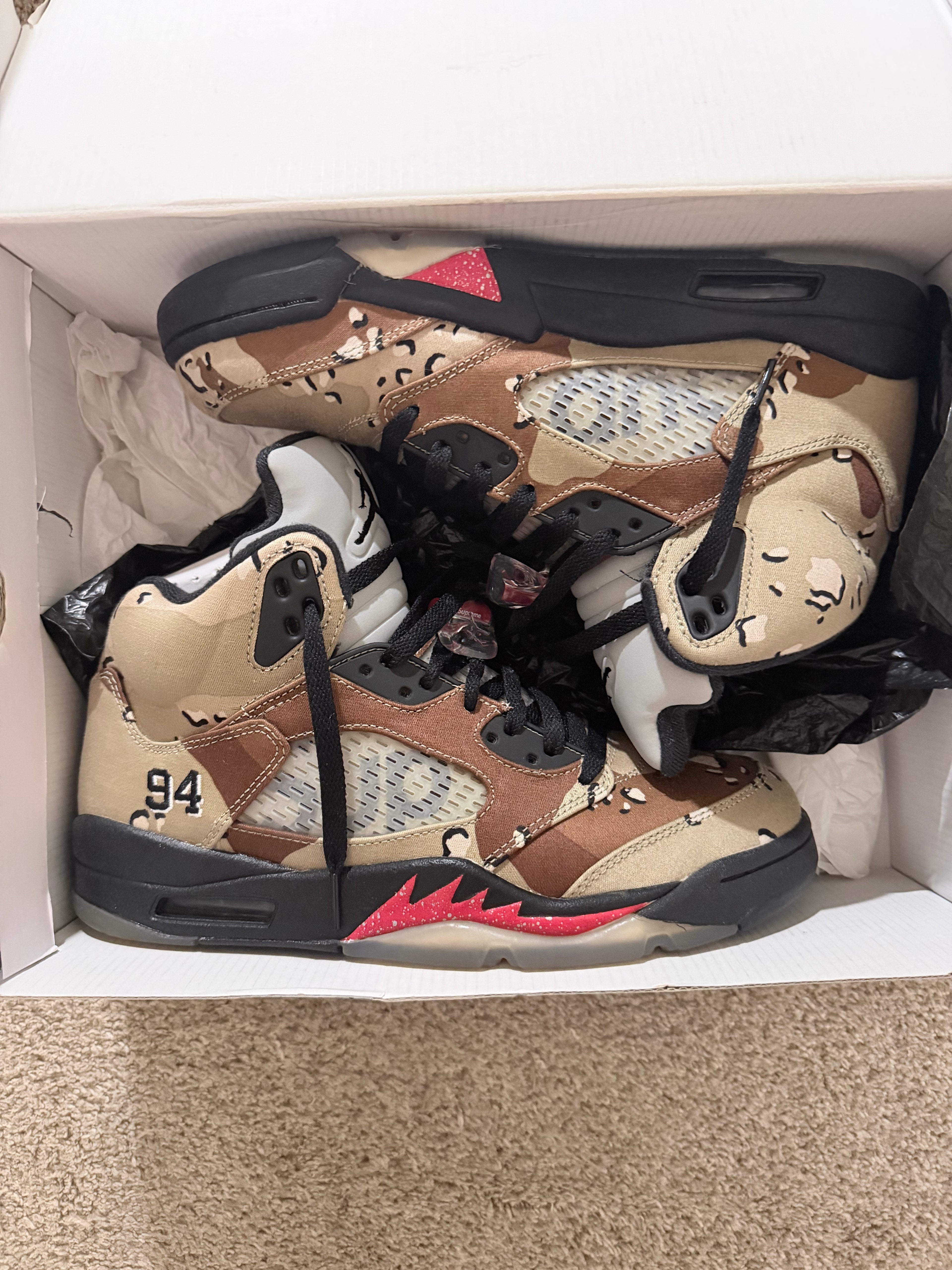 Air Jordan 5 x Supreme desert camo ￼