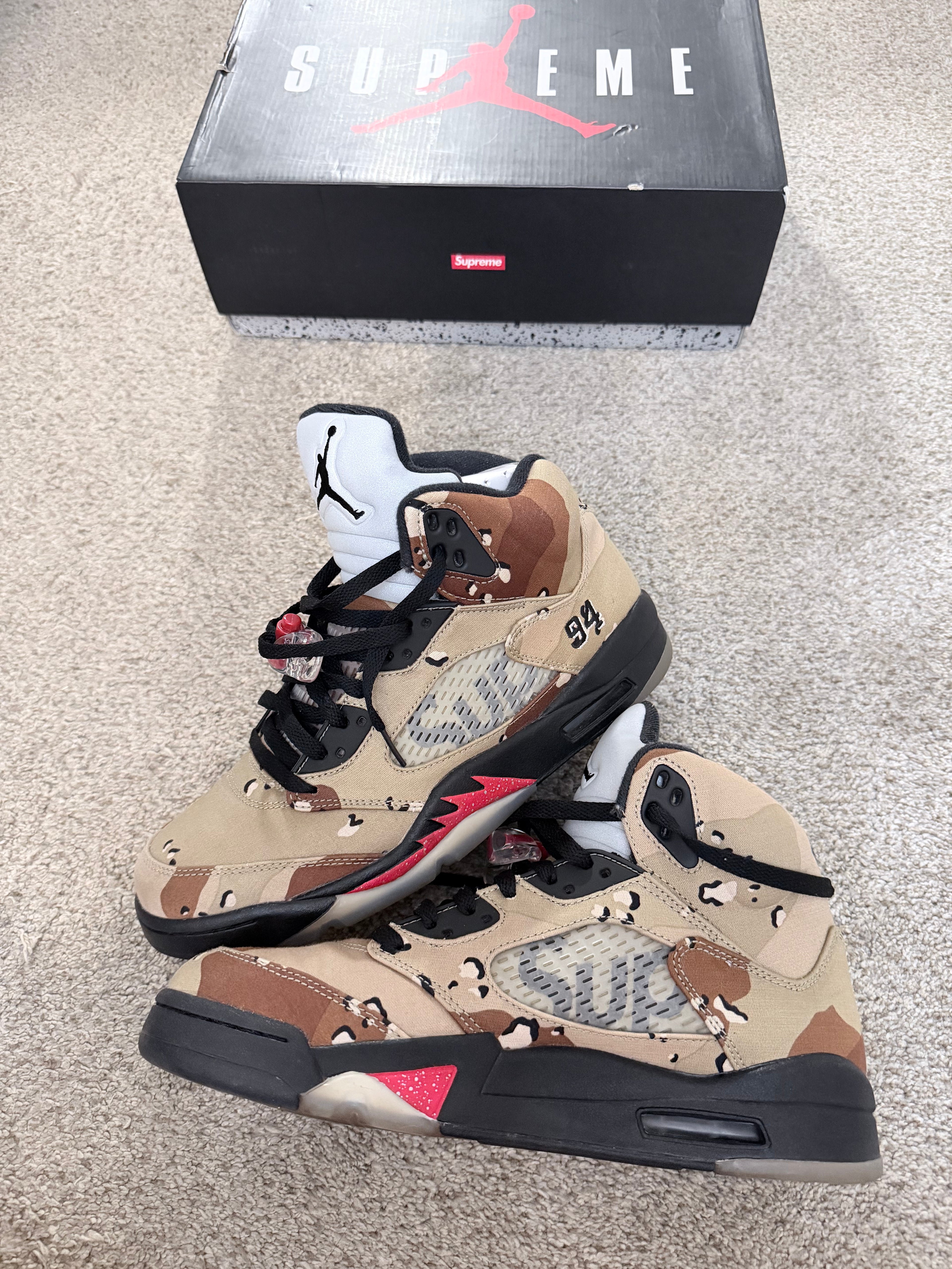 Air Jordan 5 x Supreme desert camo ￼
